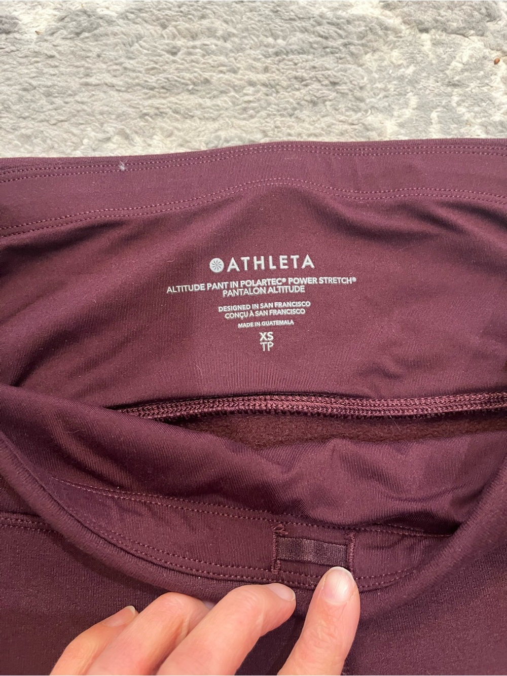 NWOT Athleta Altitude Pants. Size XS. - Picture 6 of 6